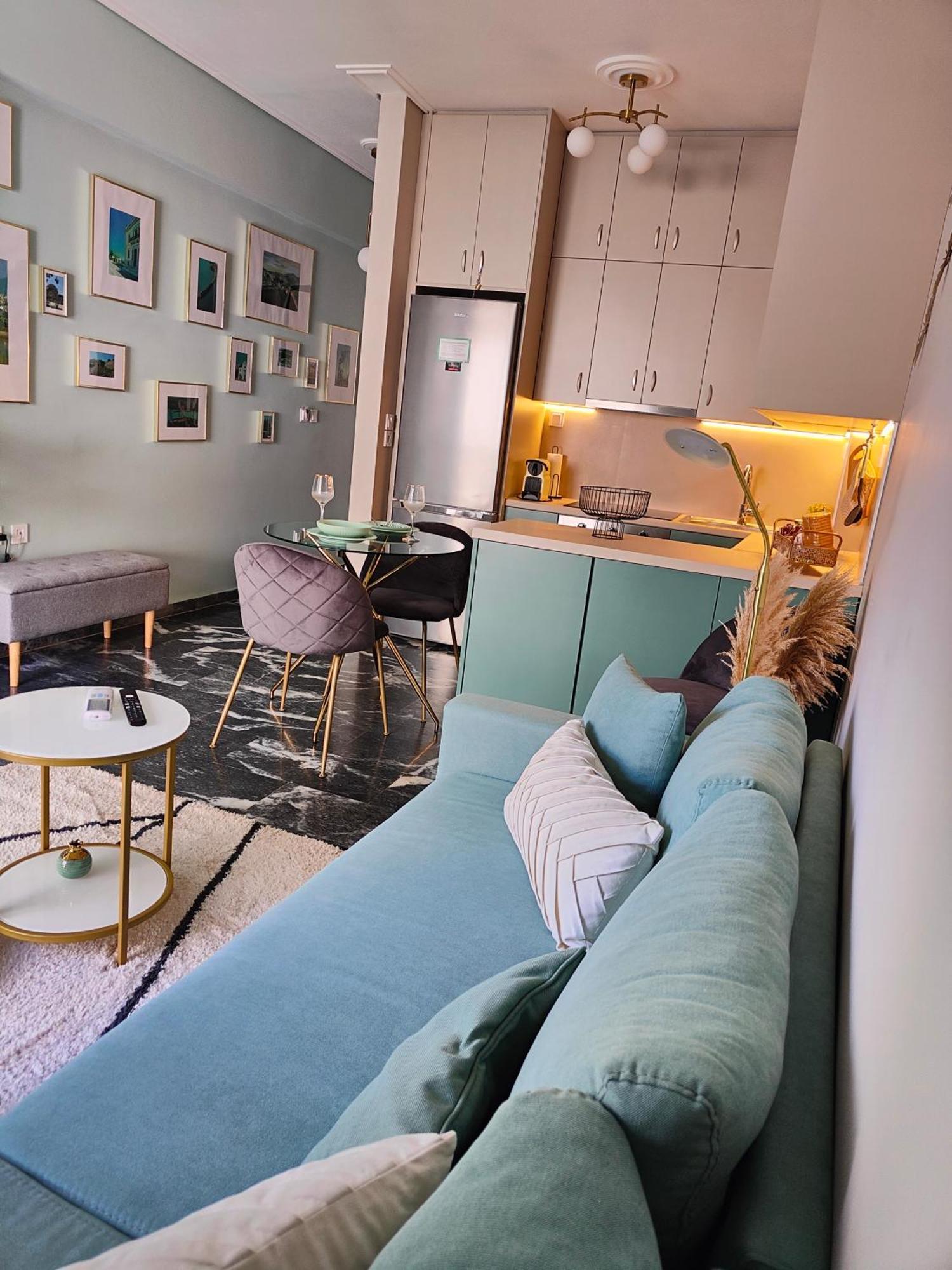 Olivia Apartment-private Parking Appartement Chalkís